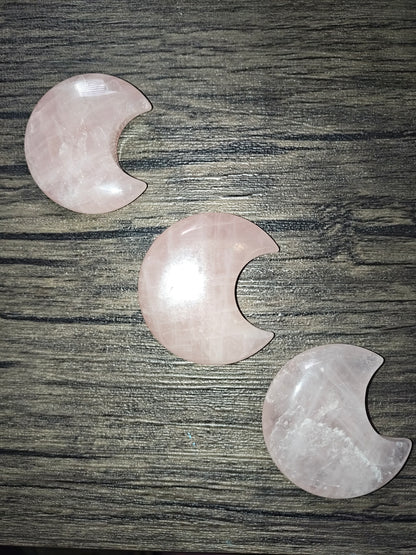 Rose Quartz Moon Carving – Pink Crystal for Love, Self-Love & Heart Chakra Healing