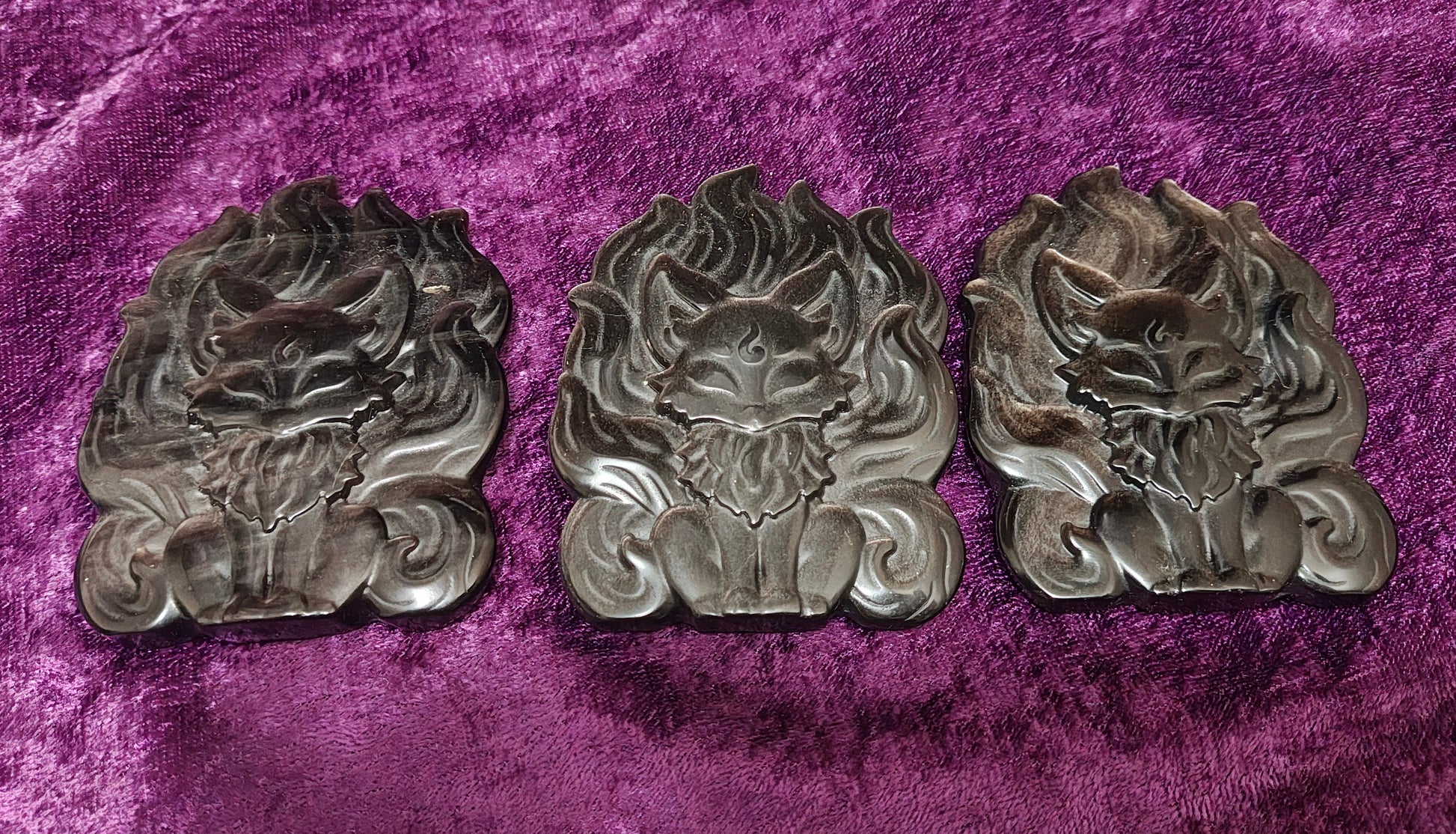9 Tail Obsidian Fox Group 
