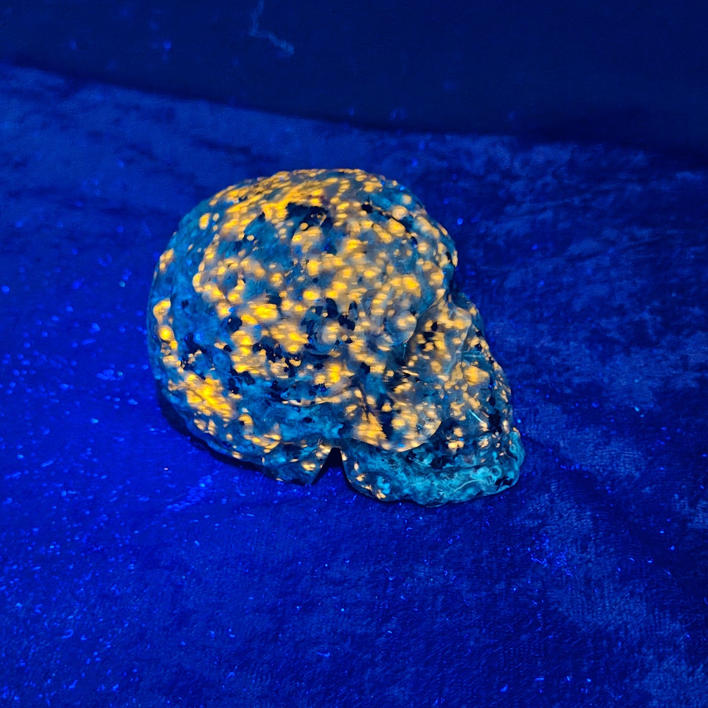 YS 2 Skull Left UV